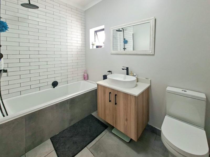 3 Bedroom Property for Sale in Eden Residential Estate Western Cape